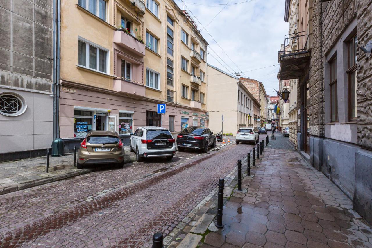 Сучасна Квартира У Львові Вулиця Дарії Гусяк 9 Bagian luar foto